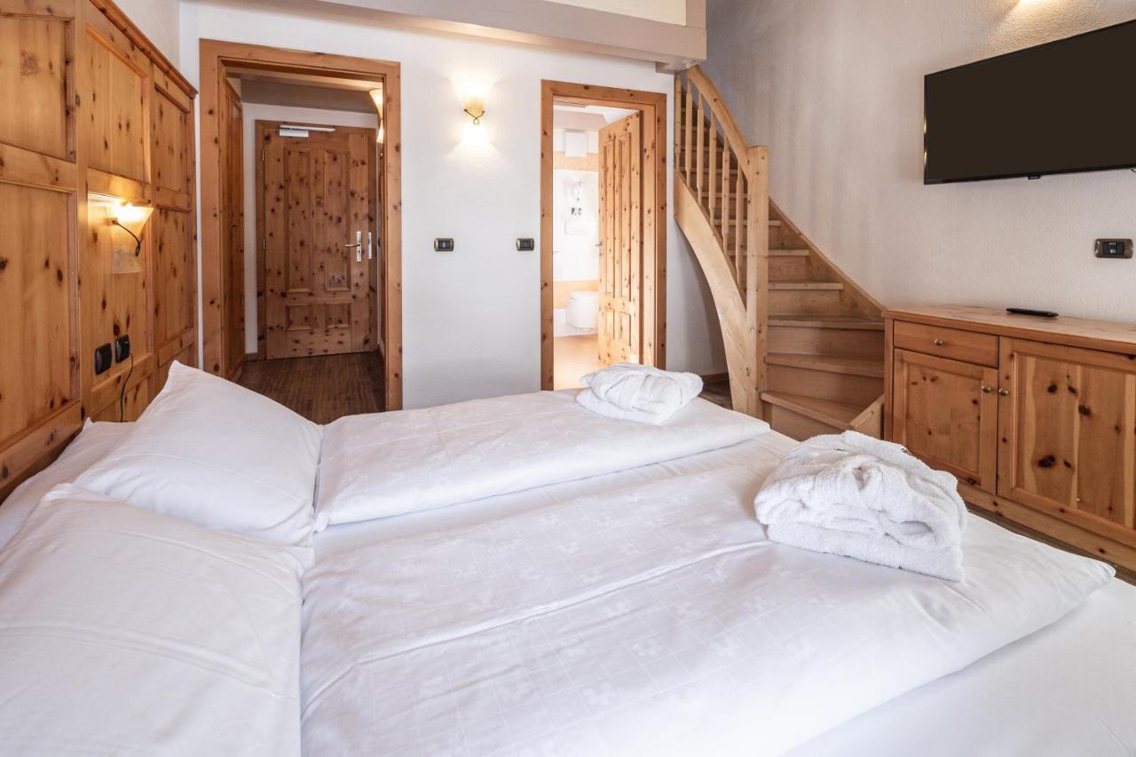 Hotel Soreghes Gran Chalet Кампителло-ди-Фасса Экстерьер фото