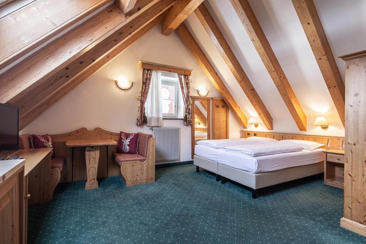 Hotel Soreghes Gran Chalet Кампителло-ди-Фасса Экстерьер фото