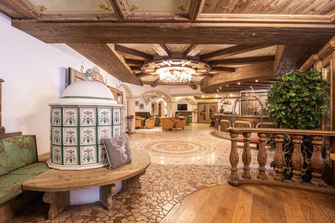 Hotel Soreghes Gran Chalet Кампителло-ди-Фасса Экстерьер фото