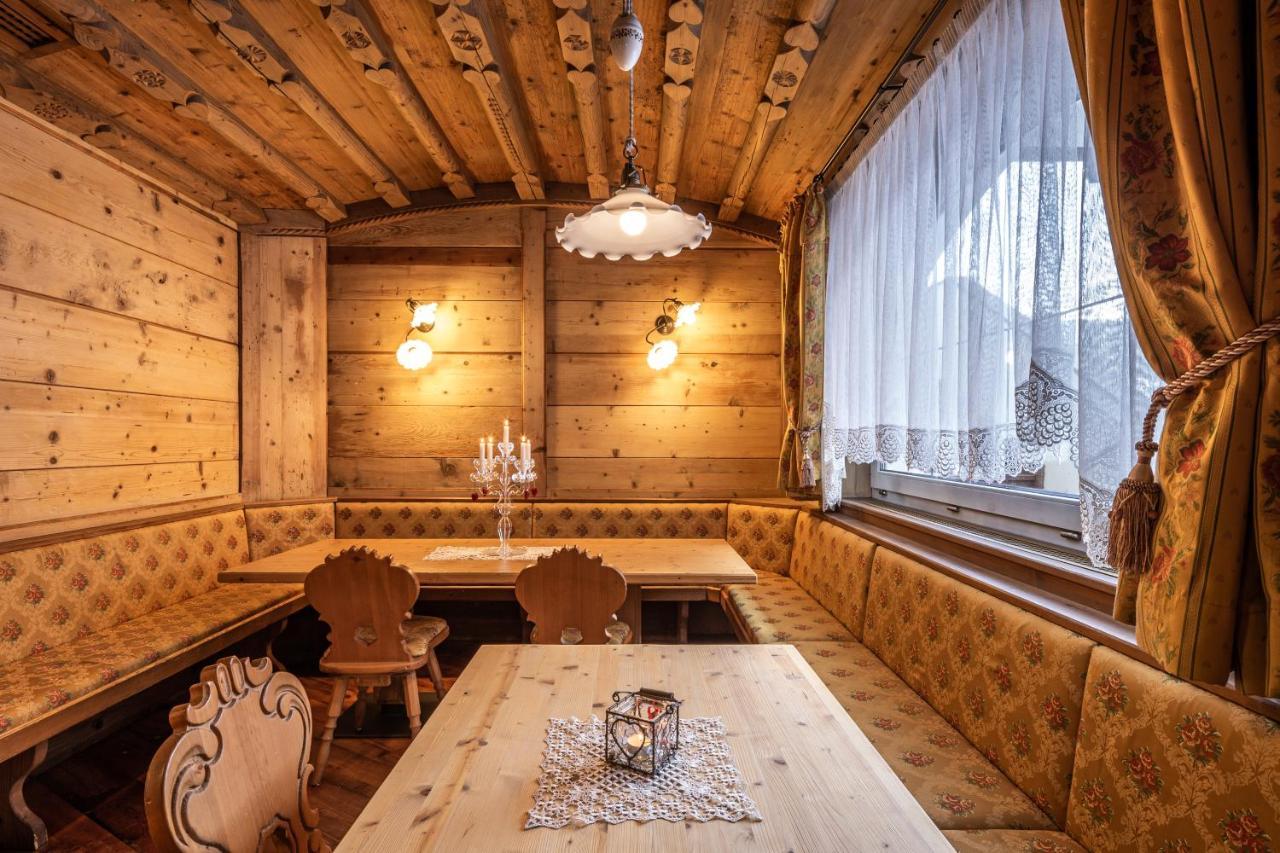 Hotel Soreghes Gran Chalet Кампителло-ди-Фасса Экстерьер фото