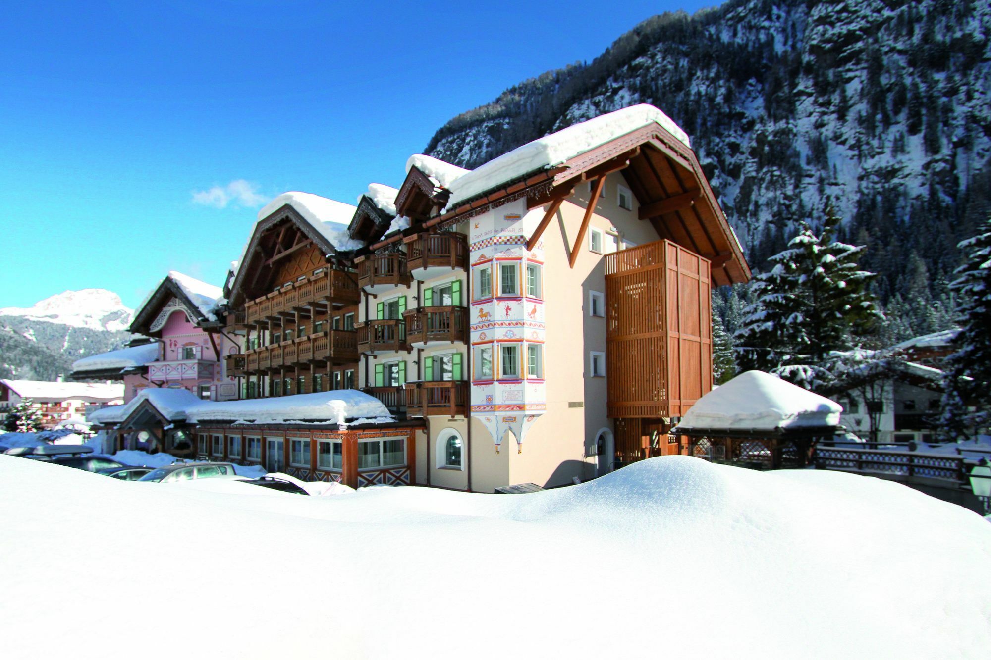 Hotel Soreghes Gran Chalet Кампителло-ди-Фасса Экстерьер фото